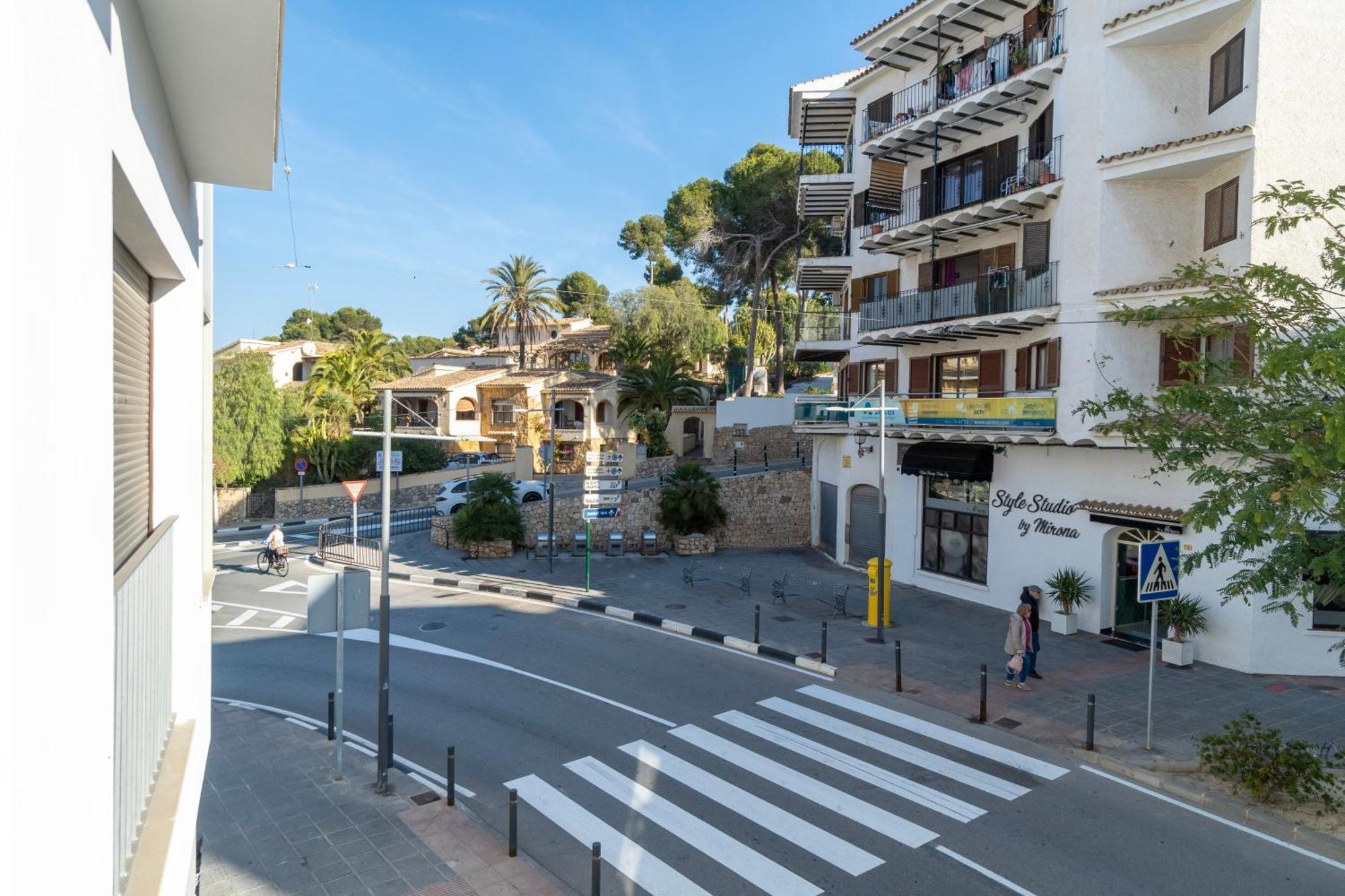 Olas Del Mare, 200 Meters From The *