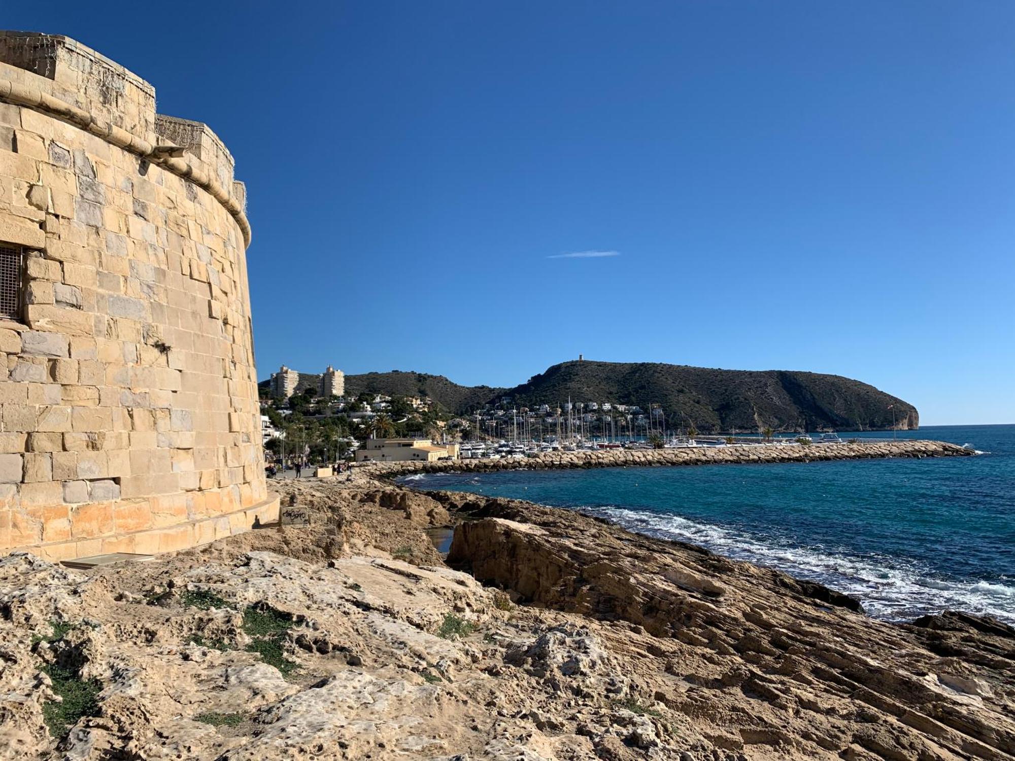 Olas Del Mare, 200 Meters From The *